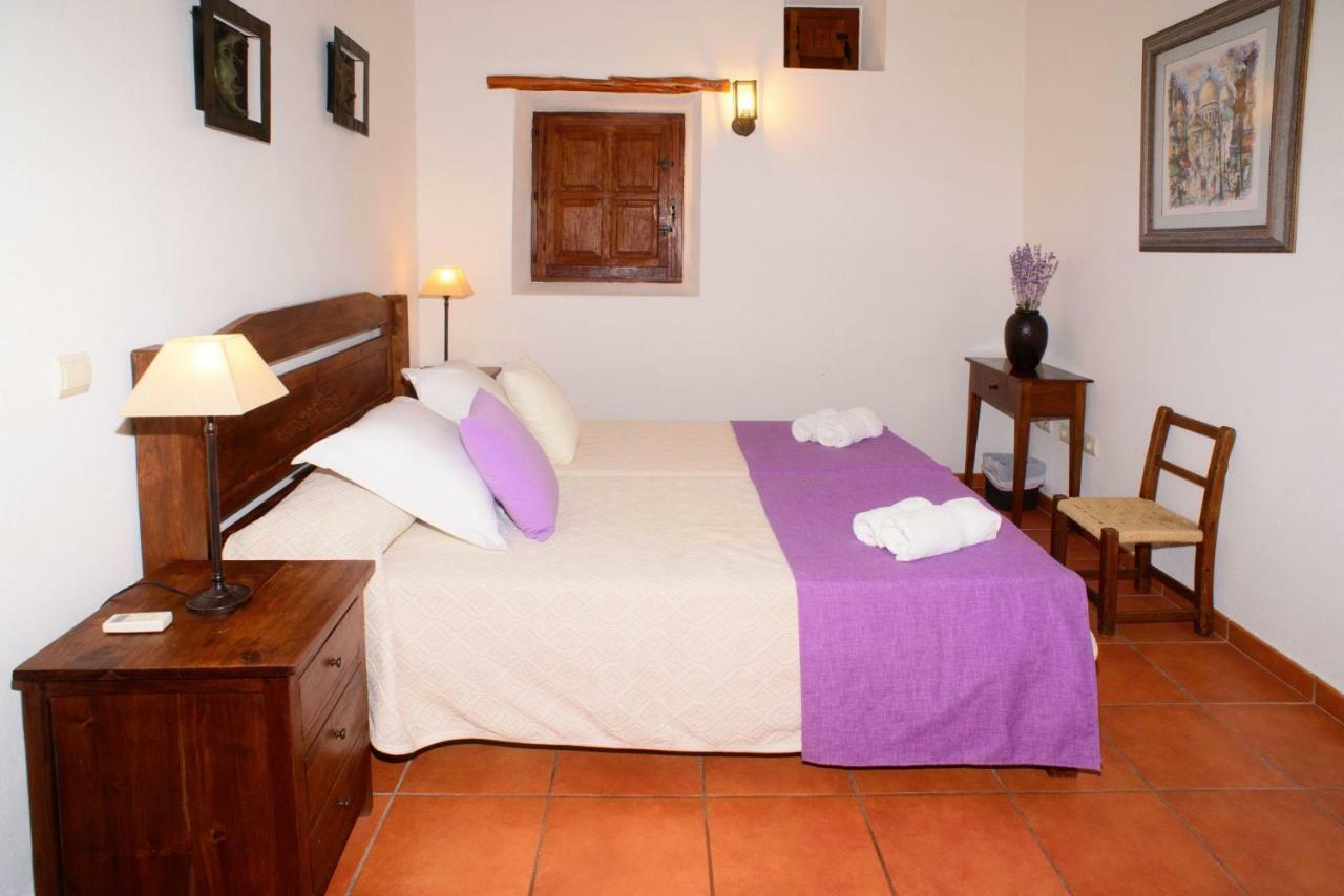 Can Vich Sant Carles de Peralta Luaran gambar